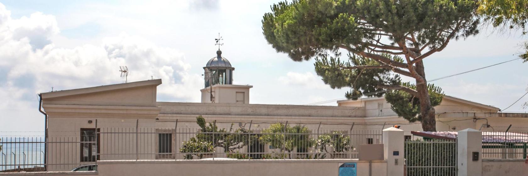 Latarnia morska Capo Vaticano